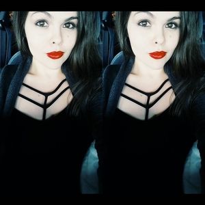 Meet your Posher, Nikki